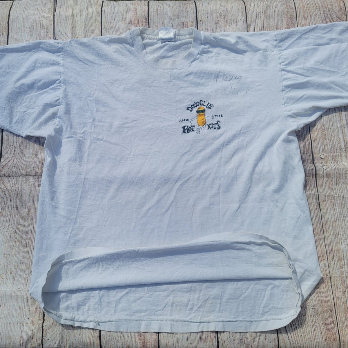 Vintage Doug Clark and the Hot Nuts band tee signed