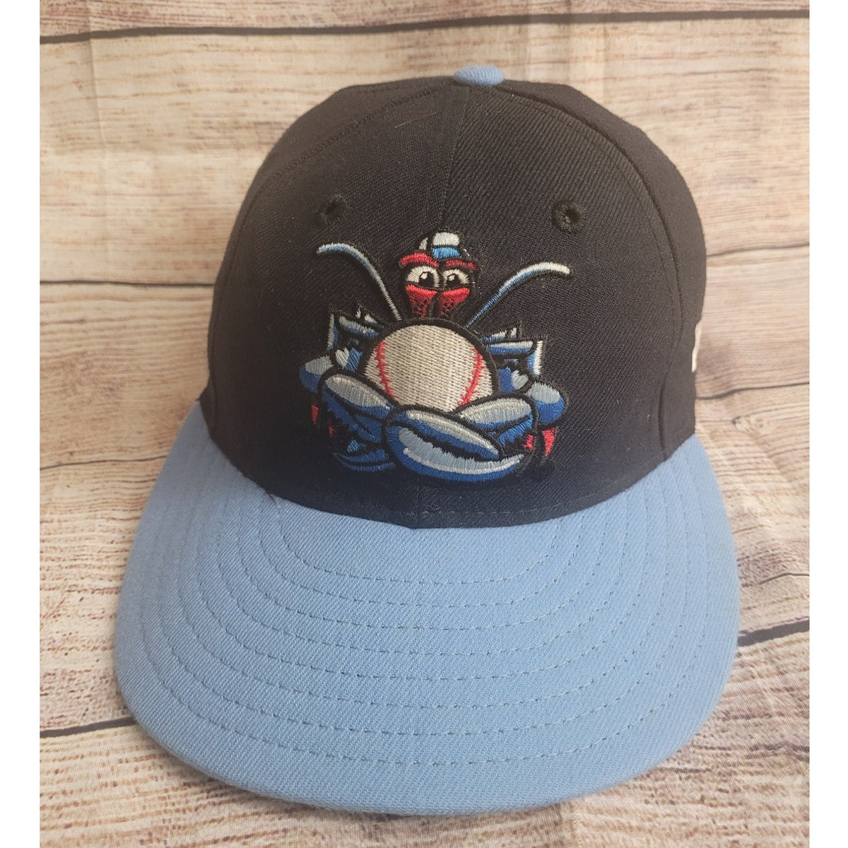 Vintage New Era MiLB Lakewood BlueClaws baseball fitted hat
