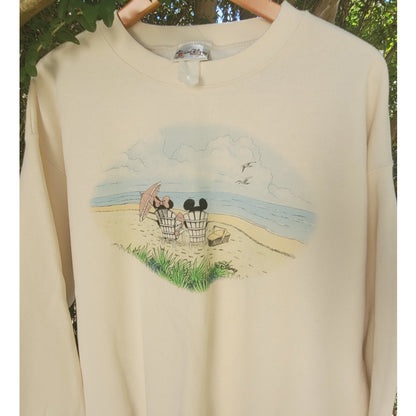 Vintage Mickey Minnie Beach Disney Store crewneck Sweatshirt