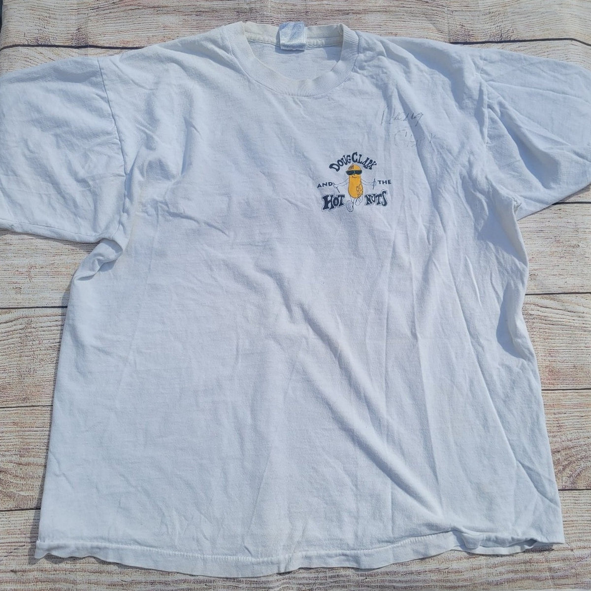 Vintage Doug Clark and the Hot Nuts band tee signed
