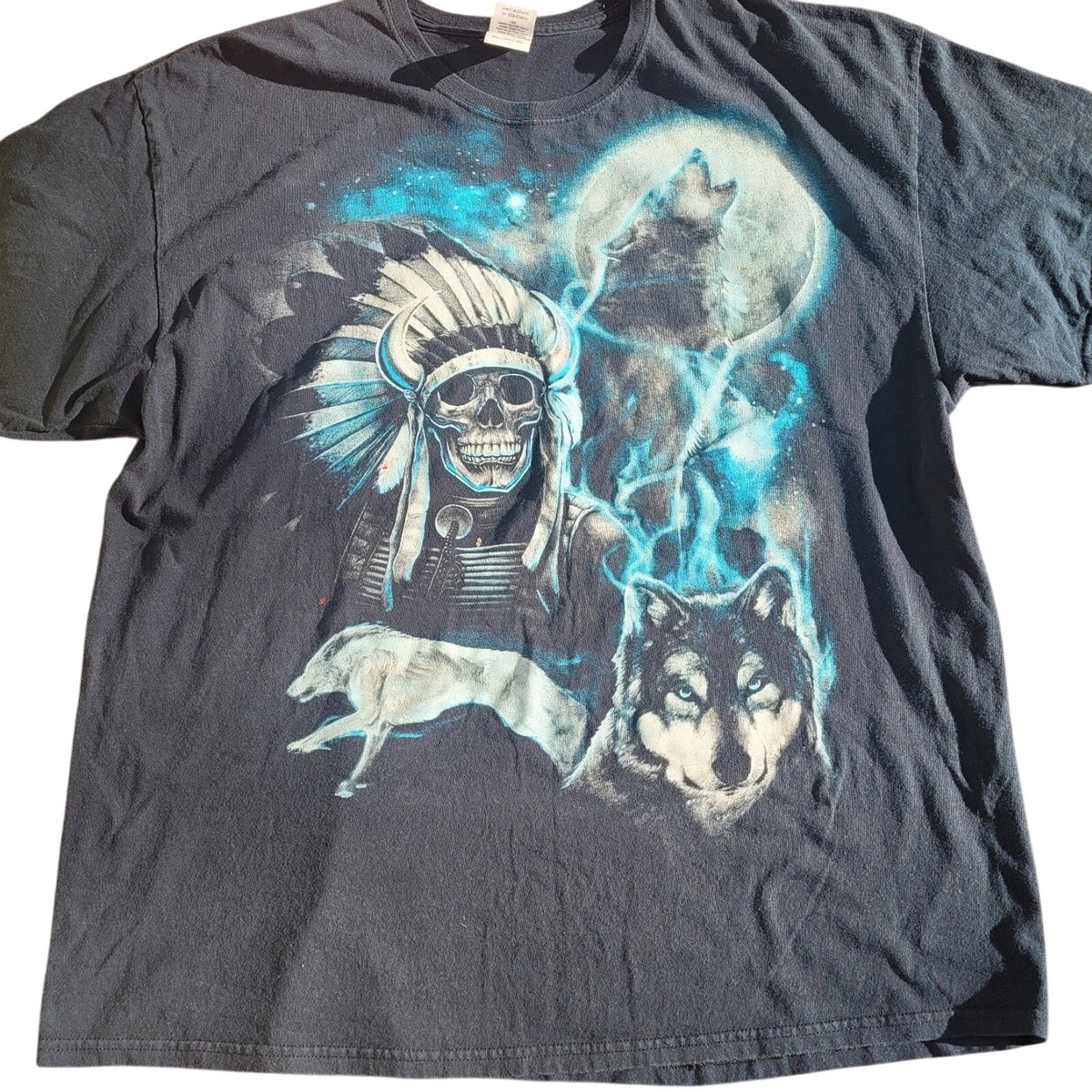 Vtg Nature Wolf Moon Native American Tee shirt