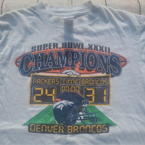 Vintage Denver Broncos Superbowl XXXII Logo 7 tee shirt