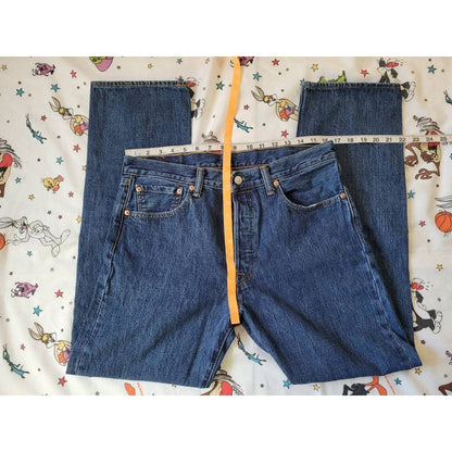 #retrovintagethrift#, #blackownedthrift#, #raptees#