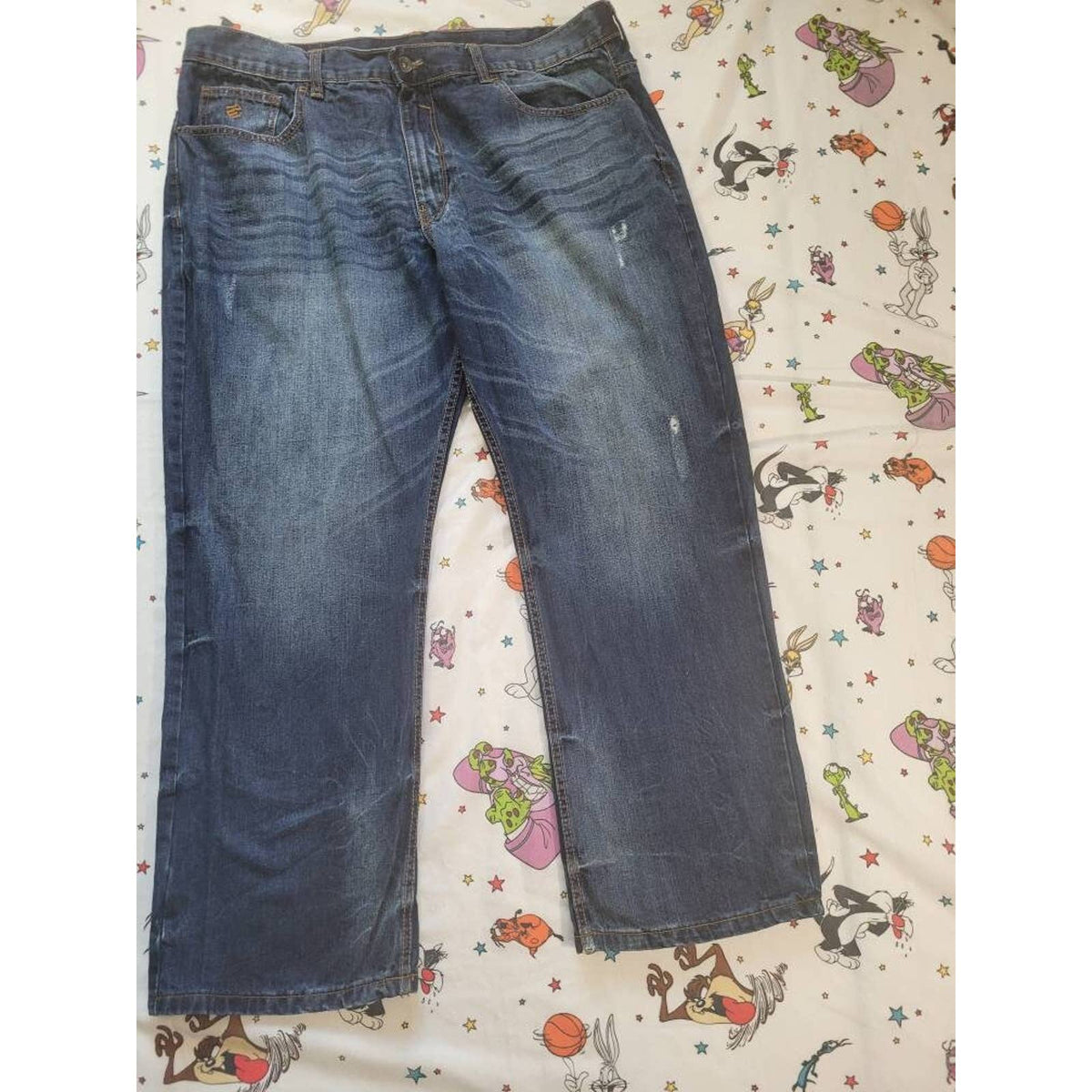 #retrovintagethrift#, #blackownedthrift#, #raptees#